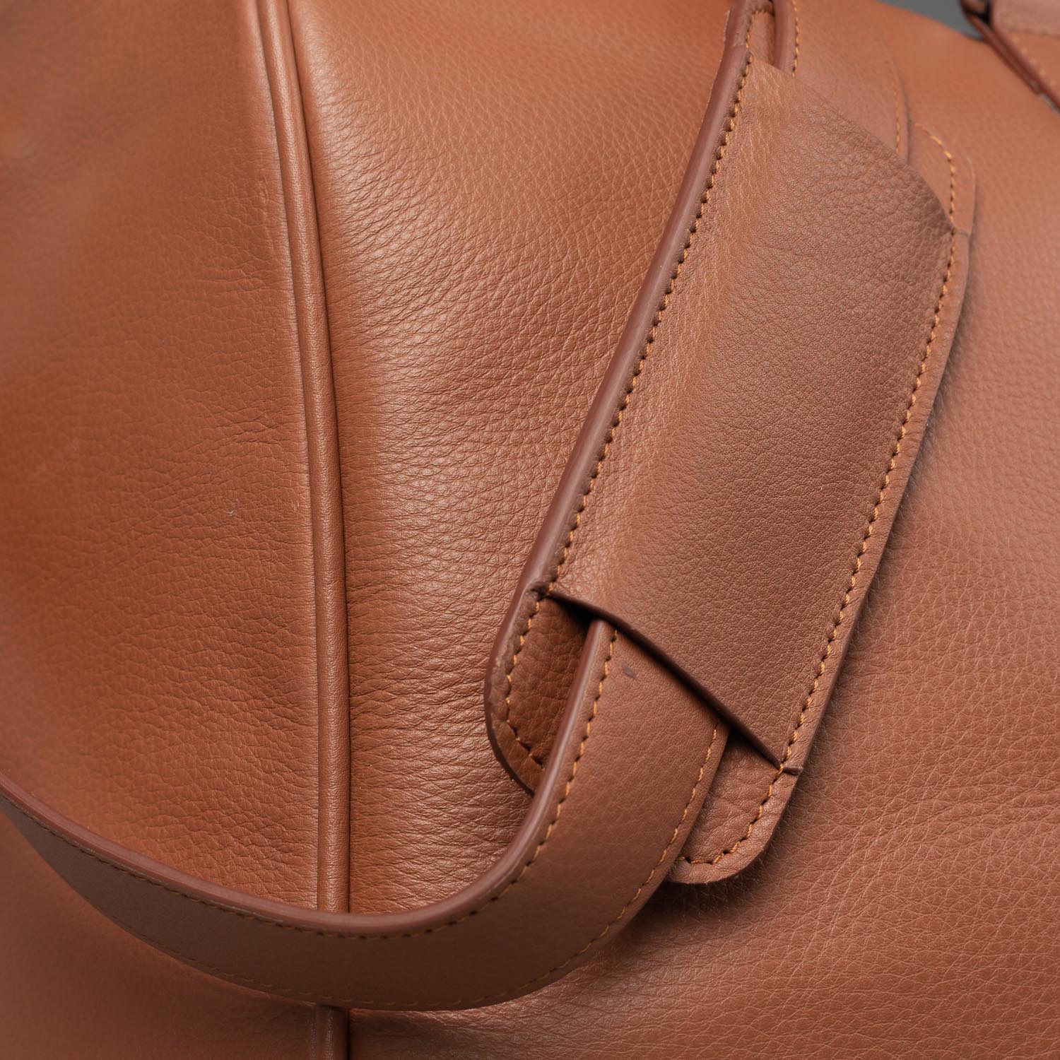 Brown Leather Traveling Bag
